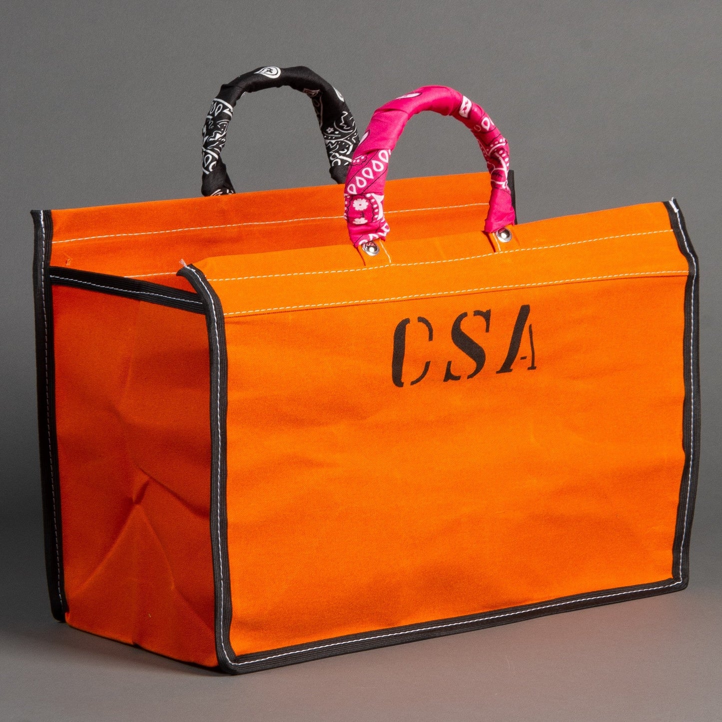 ORANGE CANVAS BAG WITH BANDANAS IN RANDOM COLORS