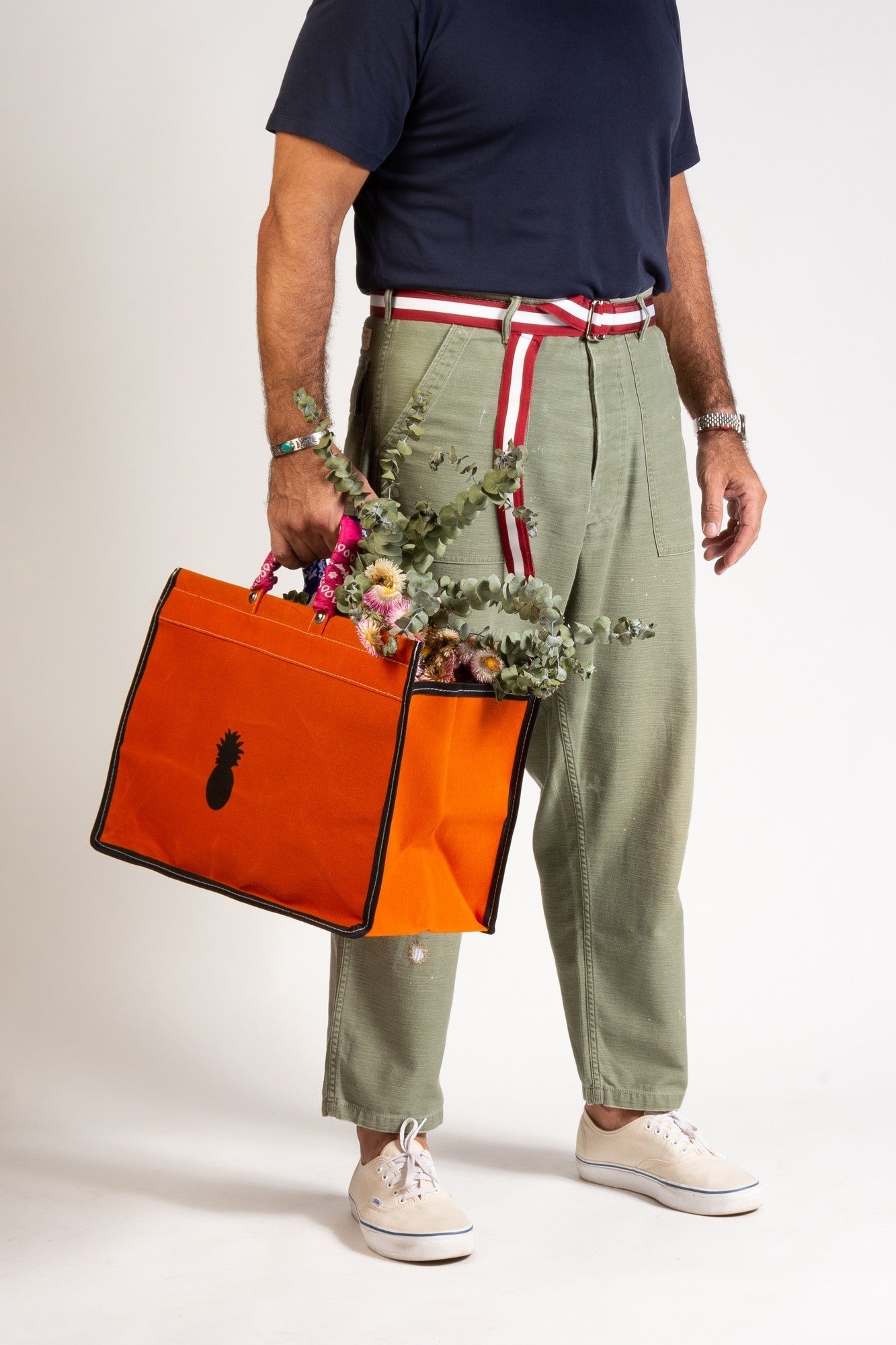 ORANGE CANVAS BAG WITH BANDANAS IN RANDOM COLORS