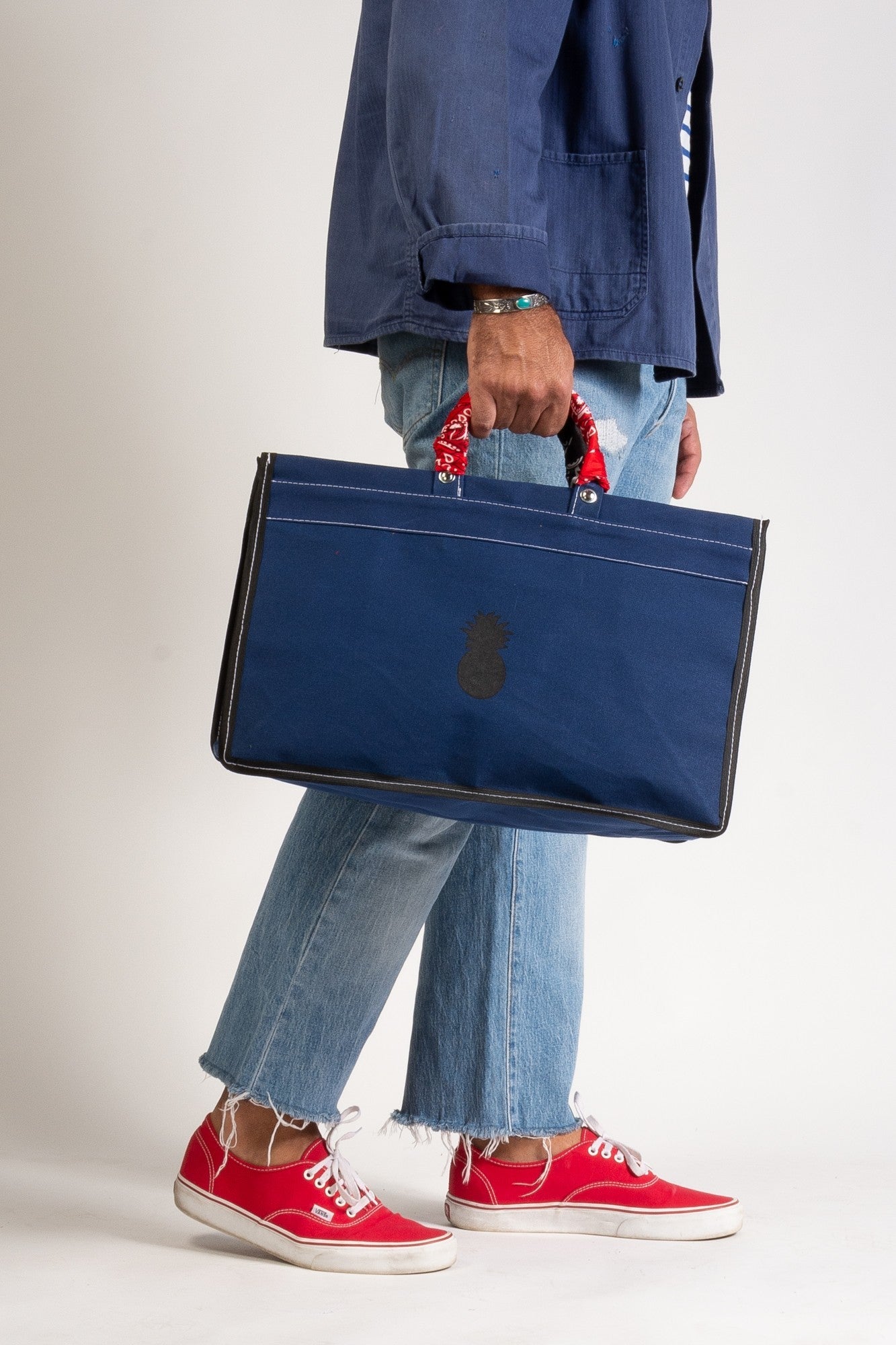 BLUE CANVAS BAG WITH BANDANAS IN RANDOM COLORS