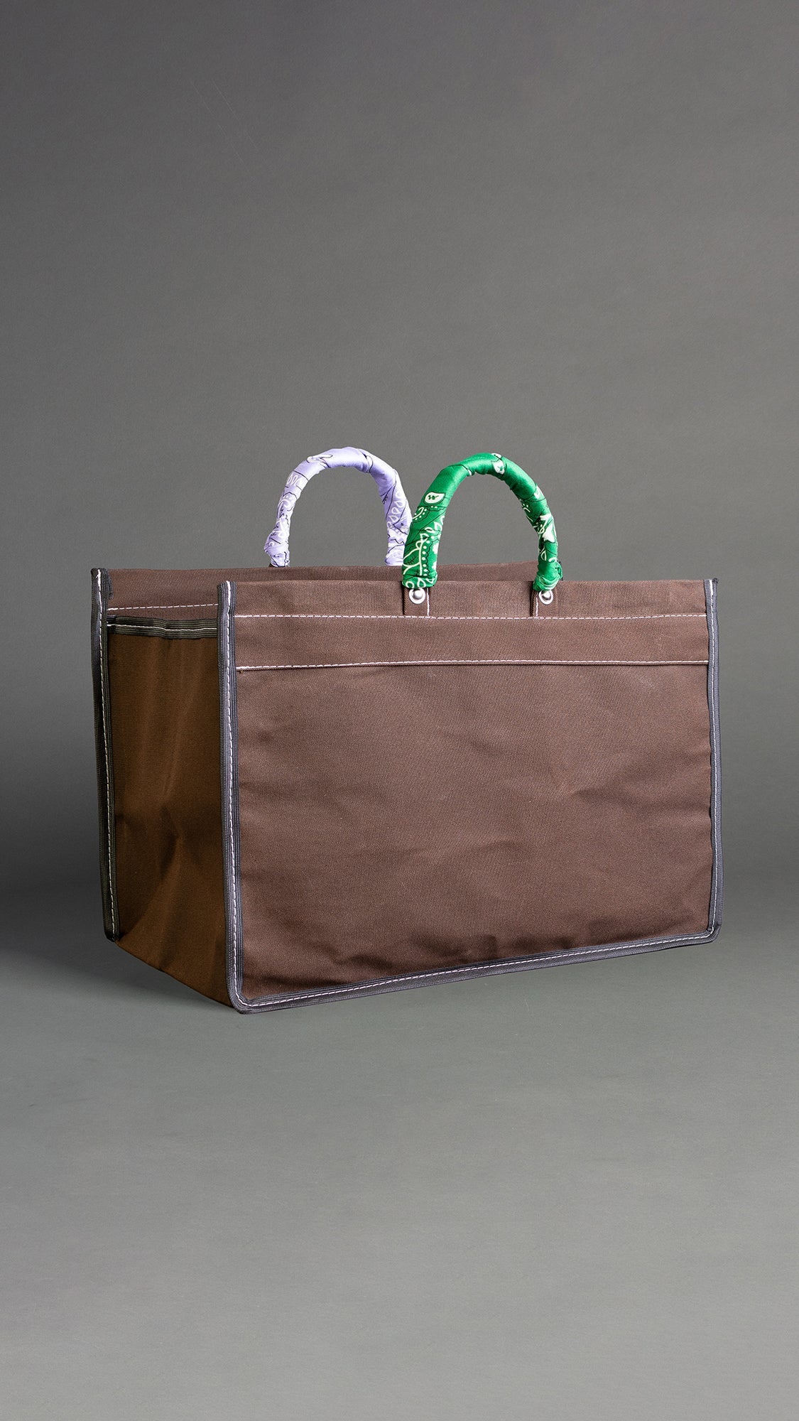 BROWN CANVAS BAG WITH BANDANAS IN RANDOM COLORS