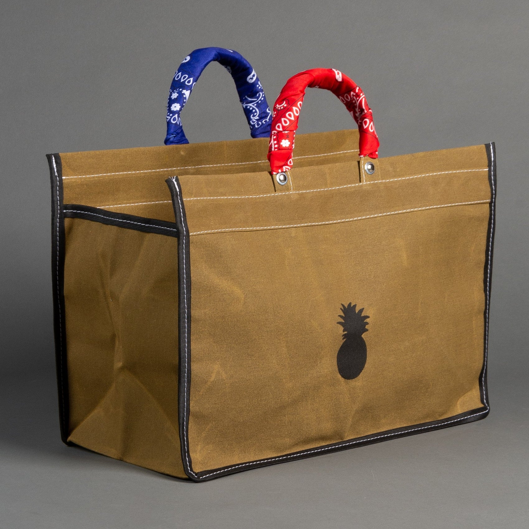 KHAKI CANVAS BAG WITH BANDANAS IN RANDOM COLORS