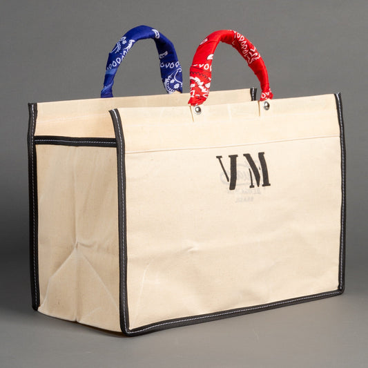 WHITE CANVAS BAG WITH BANDANAS IN RANDOM COLORS